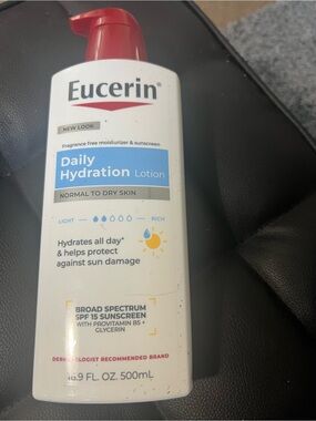 Eucerin Daily Hydration Lotion for Men - White with Red Pump
